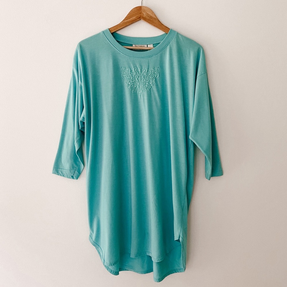 Vintage Victoria’s Secret oversized night gown
